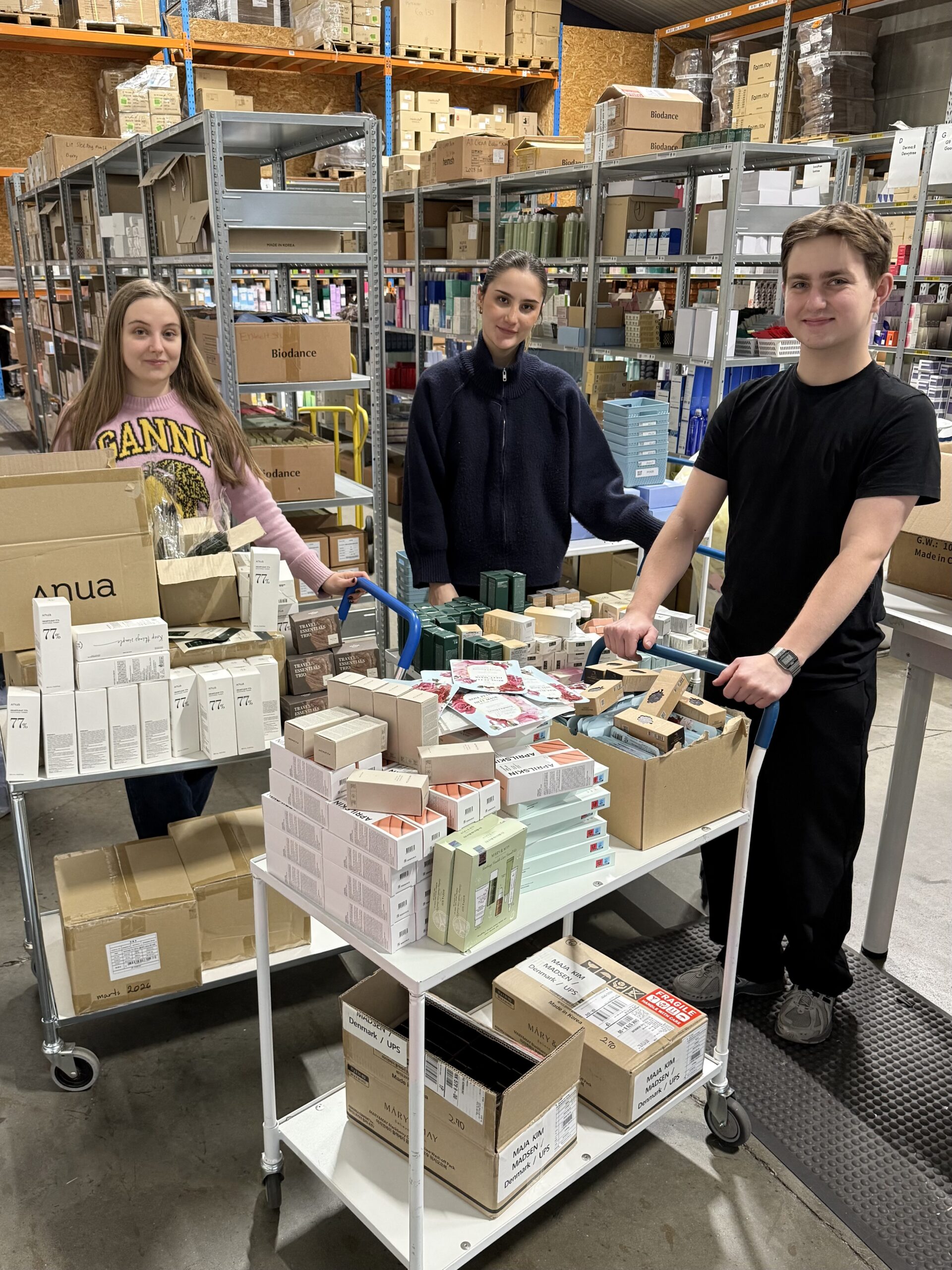 surisuri lager medarbejder